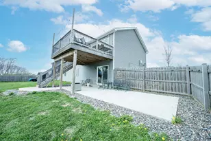 917 Mulberry Ave NE, Montgomery, MN 56069 - Photo 5