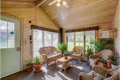 512 County Road T, Hammond, WI 54015 - Photo 7