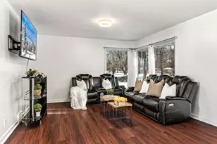 7608 64th Ave N, Brooklyn Park, MN 55428 - Photo 5