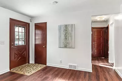 7608 64th Avenue N, Brooklyn Park, MN 55428 - Photo 9