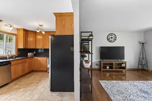 15221 Iguana St NW, Anoka, MN 55303 - Photo 13