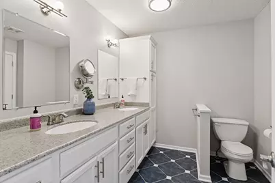 934 Kelly Court, Chanhassen, MN 55317 - Photo 15