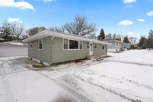 4561 2 1/2 Street NE, Fridley, MN 55421 - Photo 33