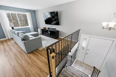 12210 Oak Leaf Circle, Burnsville, MN 55337 - Photo 3