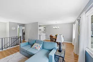 12210 Oak Leaf Cir, Burnsville, MN 55337 - Photo 7