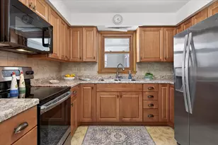 8715 2nd Ave S, Bloomington, MN 55420 - Photo 3