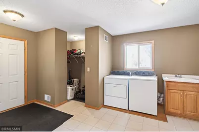 4057 Highland Avenue, White Bear Lake, MN 55110 - Photo 43