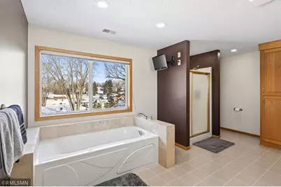 4057 Highland Avenue, White Bear Lake, MN 55110 - Photo 25