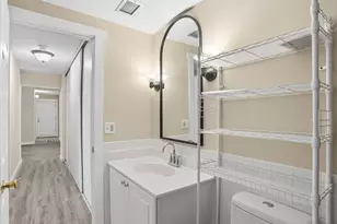 810 Old Settlers Trail, Hopkins, MN 55343 - Photo 15