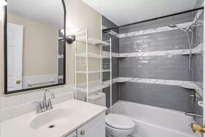 810 Old Settlers Trail #5, Hopkins, MN 55343 - Photo 17