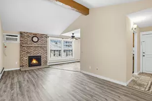 810 Old Settlers Trail, Hopkins, MN 55343 - Photo 3