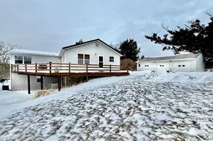 10955 199th Ave NE, New London, MN 56273 - Photo 3