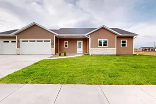 1222 Leo Dr, Holmen, WI 54636 - Photo 29
