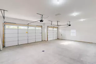 1222 Leo Dr, Holmen, WI 54636 - Photo 7