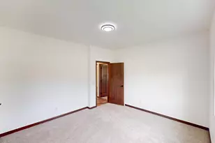 1222 Leo Dr, Holmen, WI 54636 - Photo 15