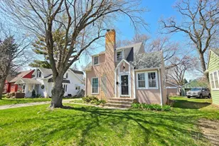 3306 Keewaydin Pl, Minneapolis, MN 55417 - Photo 1