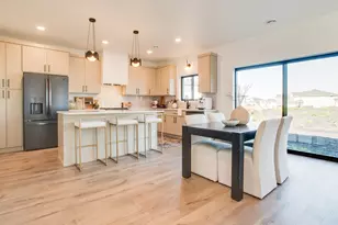 6726 Belding Dr S, Fargo, ND 58104 - Photo 11