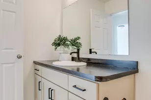 6726 Belding Dr S, Fargo, ND 58104 - Photo 37