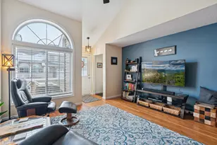 5528 E Fillmore Cir NE, Fridley, MN 55432 - Photo 5