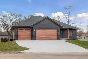 1239 Bellflower Ln, Owatonna, MN 55060 - Photo 1