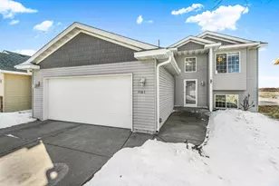 1161 Yellowstone Ave, Saint Cloud, MN 56303 - Photo 1