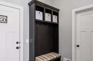 4152 Hummingbird Ct N, Lake Elmo, MN 55042 - Photo 35