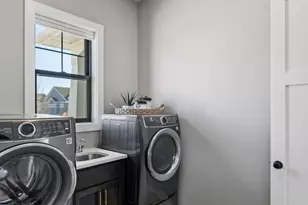 4152 Hummingbird Ct N, Lake Elmo, MN 55042 - Photo 43