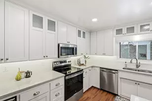 2470 Hillside Rd, White Bear Lake, MN 55110 - Photo 7