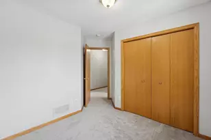 211 7th St S, Winsted, MN 55395 - Photo 17