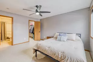 2123 Grenadier Ave N, Oakdale, MN 55128 - Photo 19