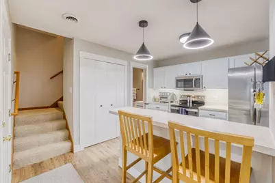 2123 Grenadier Avenue N, Oakdale, MN 55128 - Photo 17