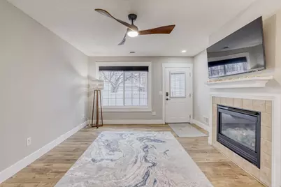 2123 Grenadier Avenue N, Oakdale, MN 55128 - Photo 7