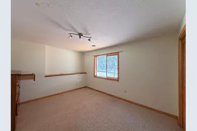 38634 Henna Circle, North Branch, MN 55056 - Photo 5