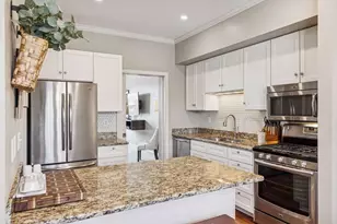 582 Payne Ave, Saint Paul, MN 55130 - Photo 9