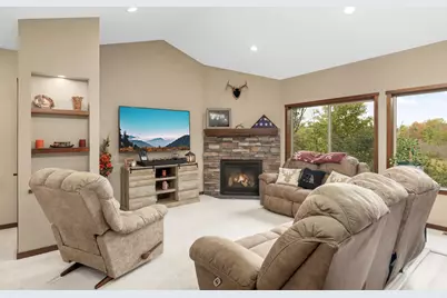 29412 Hidden Forest Boulevard, Chisago City, MN 55013 - Photo 3