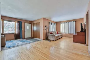 1011 14th St S, Fargo,  58103 - Photo 5