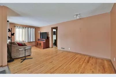 1011 14th Street S, Fargo,  58103 - Photo 7