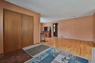 1011 14th St S, Fargo,  58103 - Photo 5