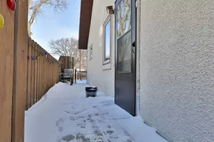 1011 14th St S, Fargo,  58103 - Photo 29