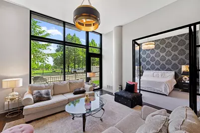 215 10th Avenue S #112, Minneapolis, MN 55415 - Photo 3