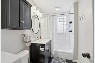 1997 Laurel Avenue, Saint Paul, MN 55104 - Photo 11