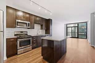465 Nicollet Mall, Minneapolis, MN 55401 - Photo 1