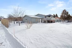 2801 22nd St S, Fargo,  58103 - Photo 3