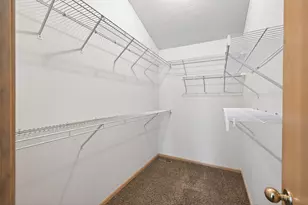 640 Hackmore Dr, Eagan, MN 55123 - Photo 37