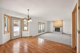 640 Hackmore Dr, Eagan, MN 55123 - Photo 27