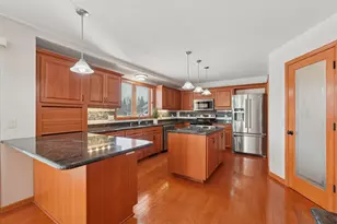 17452 Hibiscus Ave, Lakeville, MN 55044 - Photo 7