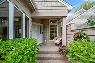 23760 Lawtonka Dr, Excelsior, MN 55331 - Photo 9