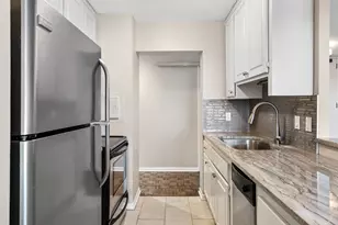 410 Groveland Ave, Minneapolis, MN 55403 - Photo 9