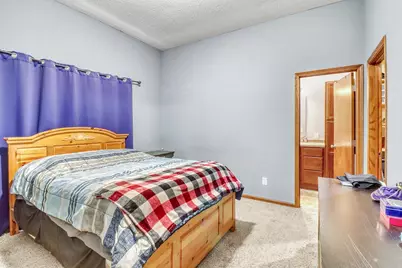 302 Chicago Avenue, Breckenridge, MN 56520 - Photo 15