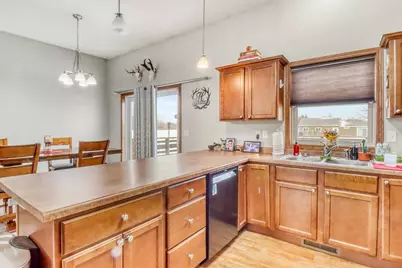 302 Chicago Avenue, Breckenridge, MN 56520 - Photo 5